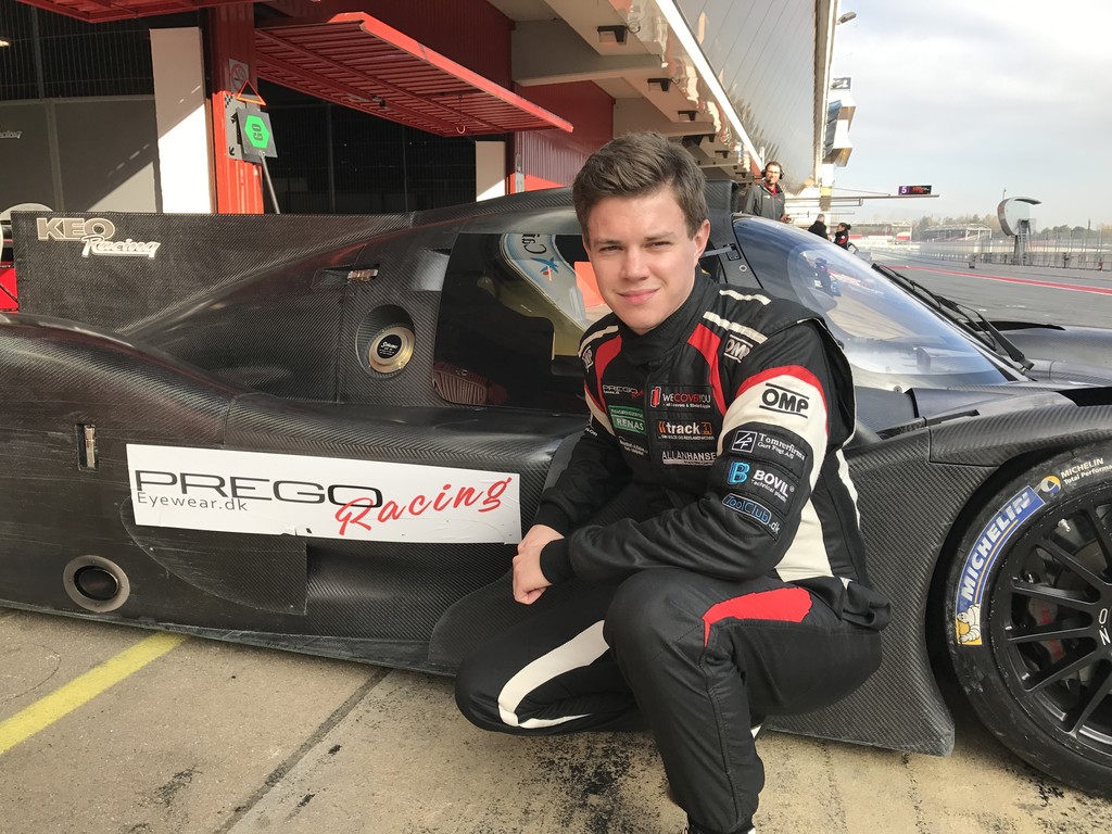 På rekordtid fandt Martin Vedel sig til rette i den lynhurtige Ligier og satte tirsdag næsten alle de erfarne kørere i serien på plads med en kanontid i træningen.
(Foto: Steen Mortensen)